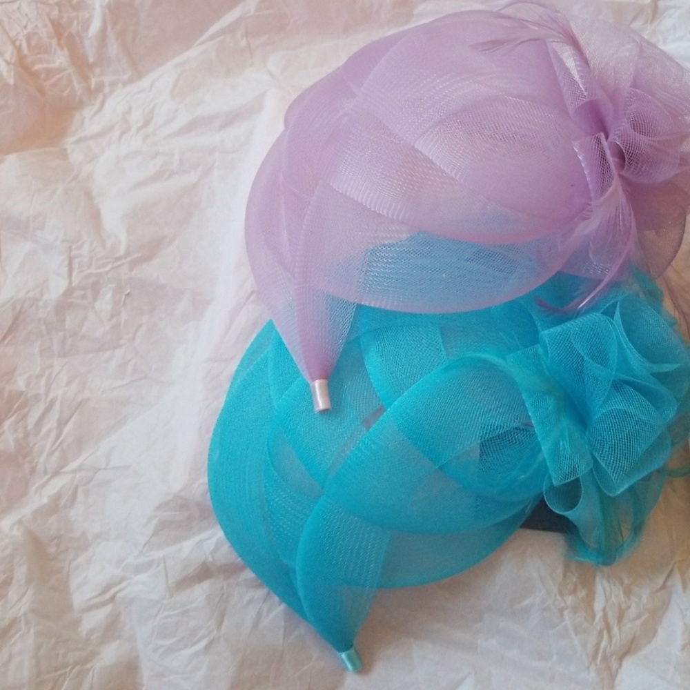 Lilac & Turquoise fascinators - Picture 5 of 5